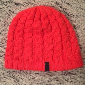 Ladies UA toque